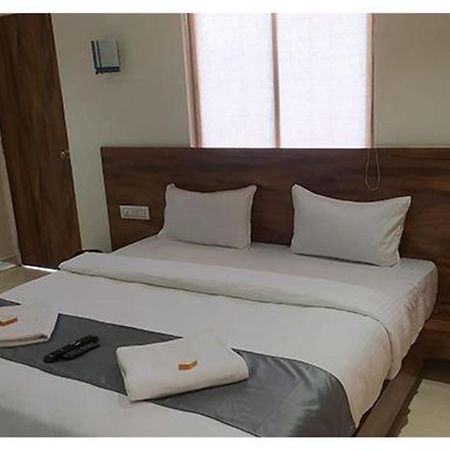 Fabhotel Omkar Pride Pune Exterior foto