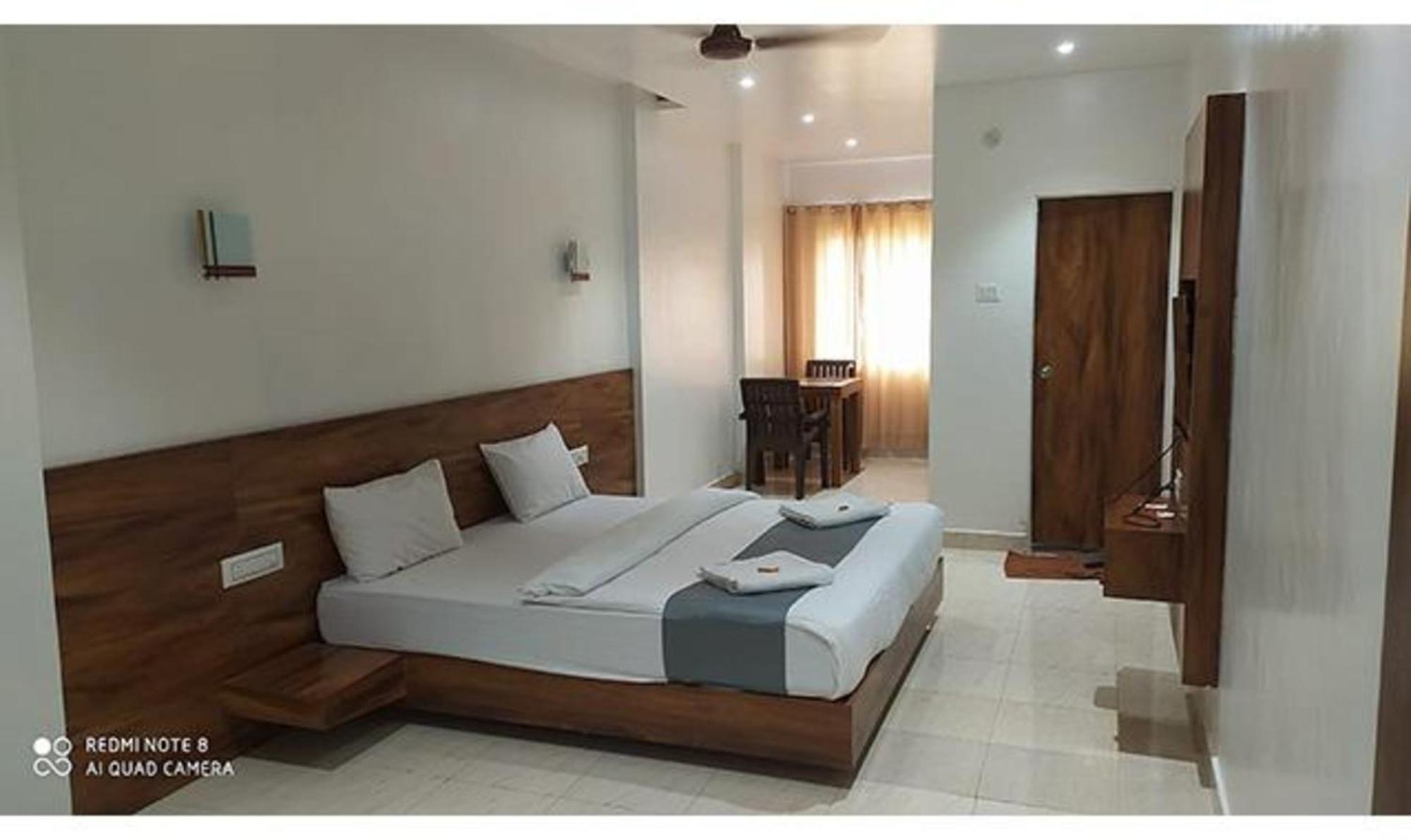 Fabhotel Omkar Pride Pune Exterior foto
